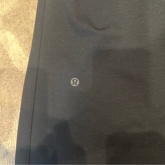 NWT Lululemon Can You Feel the Pleat Cropped Pants - Picture 6 of 7